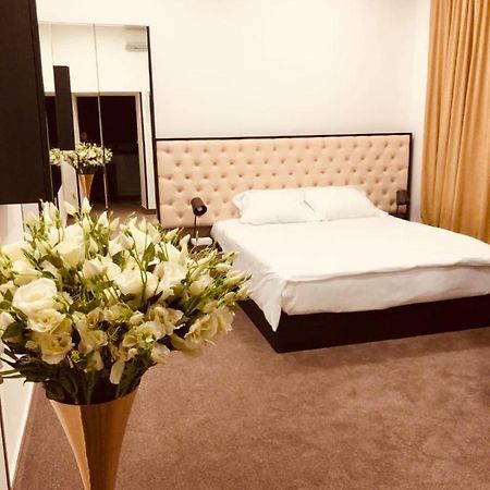 It Hotel Tumanyan Street Yerevan Exterior photo